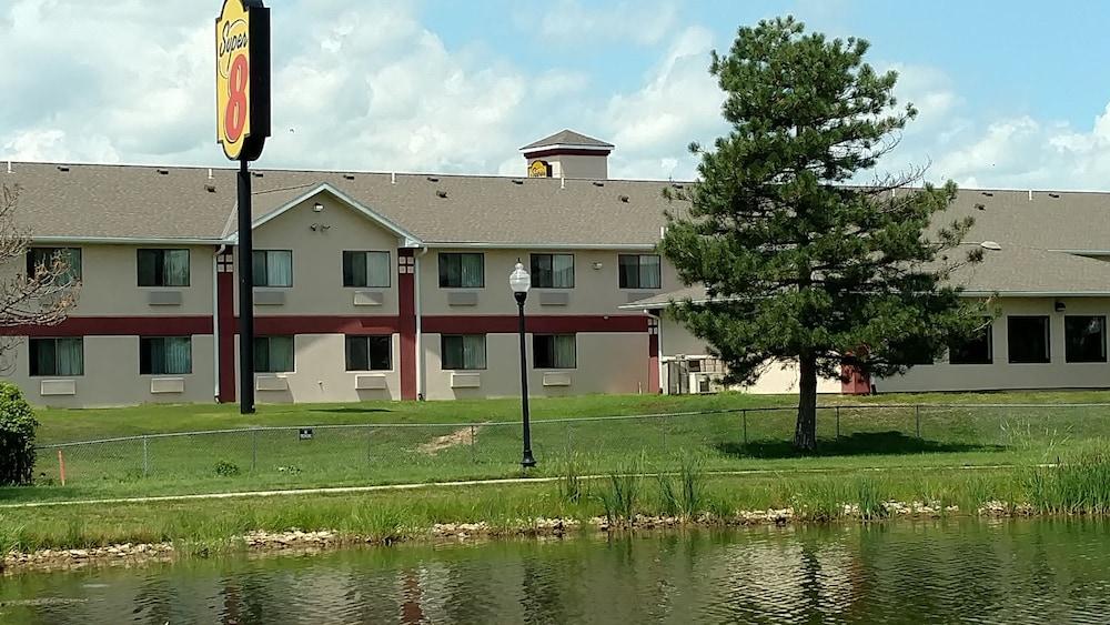 Super 8 By Wyndham Omaha Eppley Airport/Carter Lake Exterior foto