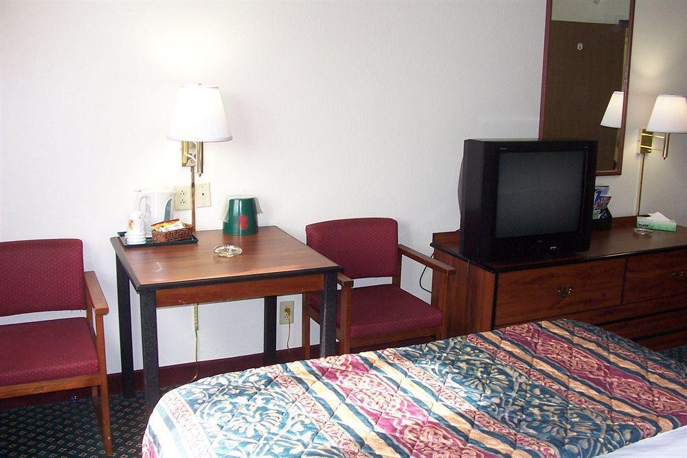 Super 8 By Wyndham Omaha Eppley Airport/Carter Lake Exterior foto