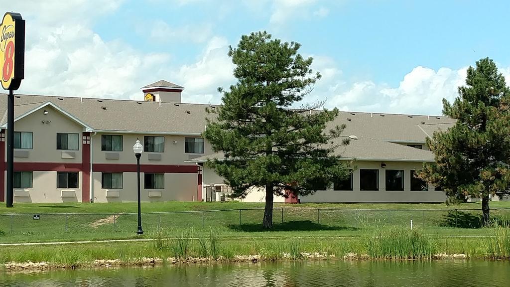 Super 8 By Wyndham Omaha Eppley Airport/Carter Lake Exterior foto